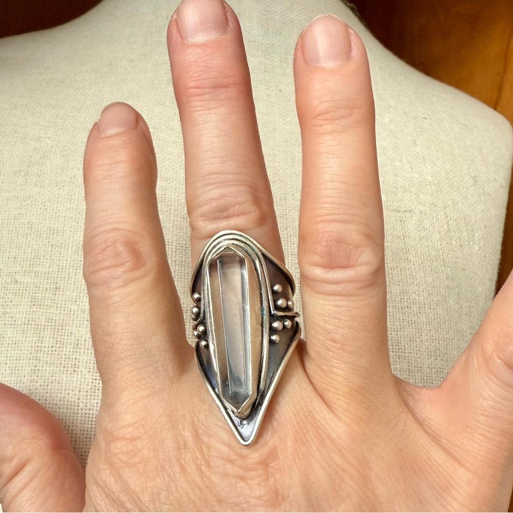 Acid Queen Jewelry Amplifier Ring, Size 8 US - Picture 5 of 9